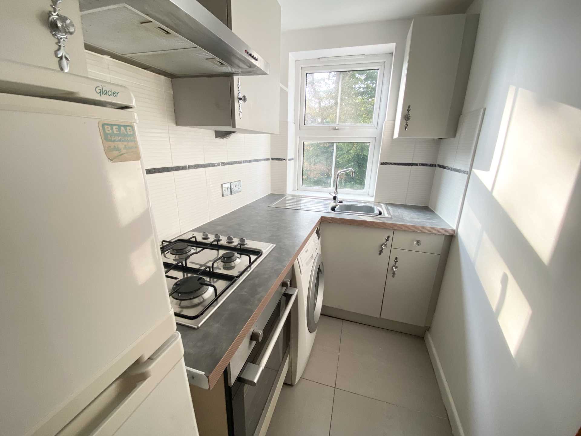 Western Road, Brentwood, Image 3