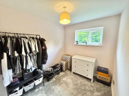 Warwick Court, Brentwood, Image 6