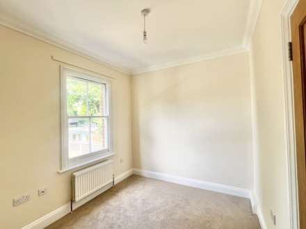 Gresham Road, Brentwood, Image 12