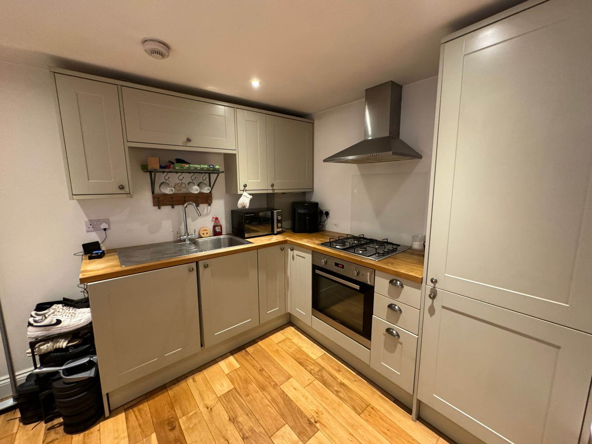 Tower Hill, Brentwood, Image 1