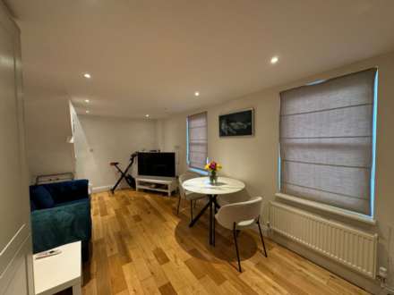 Tower Hill, Brentwood, Image 4
