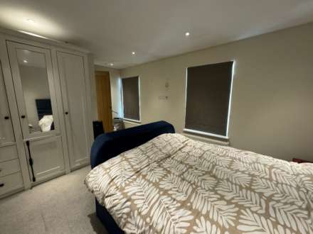 Tower Hill, Brentwood, Image 6