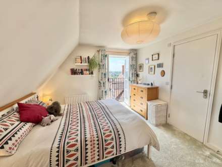 Hart Street, Brentwood, Image 4