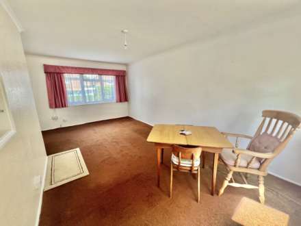 Hawthorne Avenue, Brentwood, Image 3