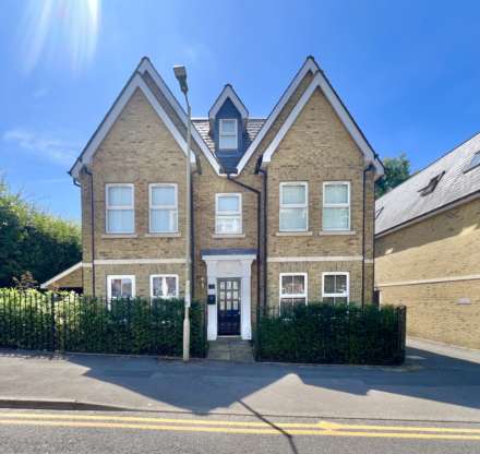 Avenue Road, Brentwood, Image 1