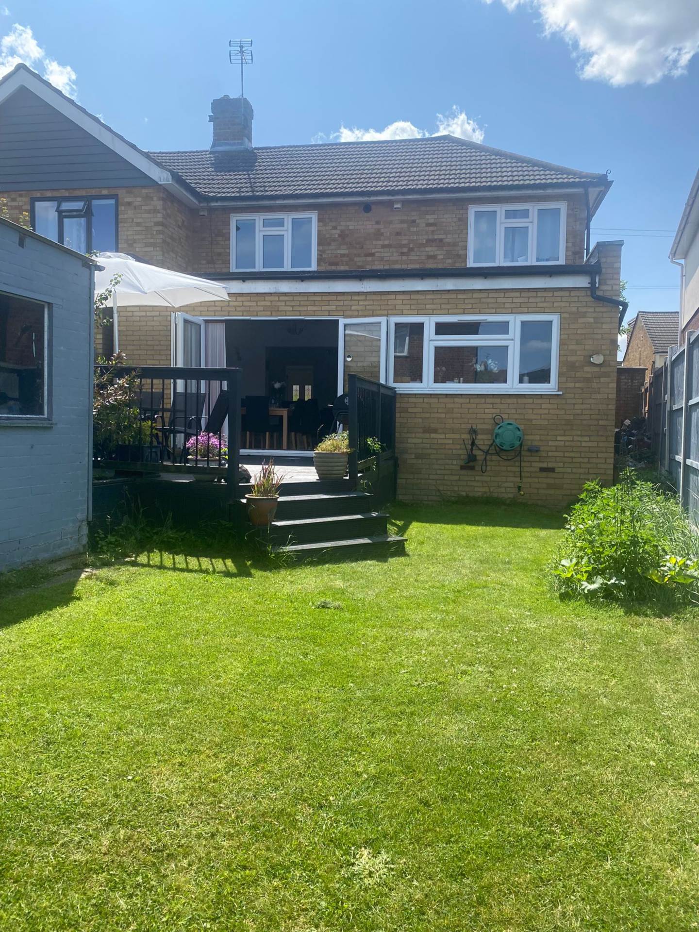 Karen Close, Brentwood, Image 11