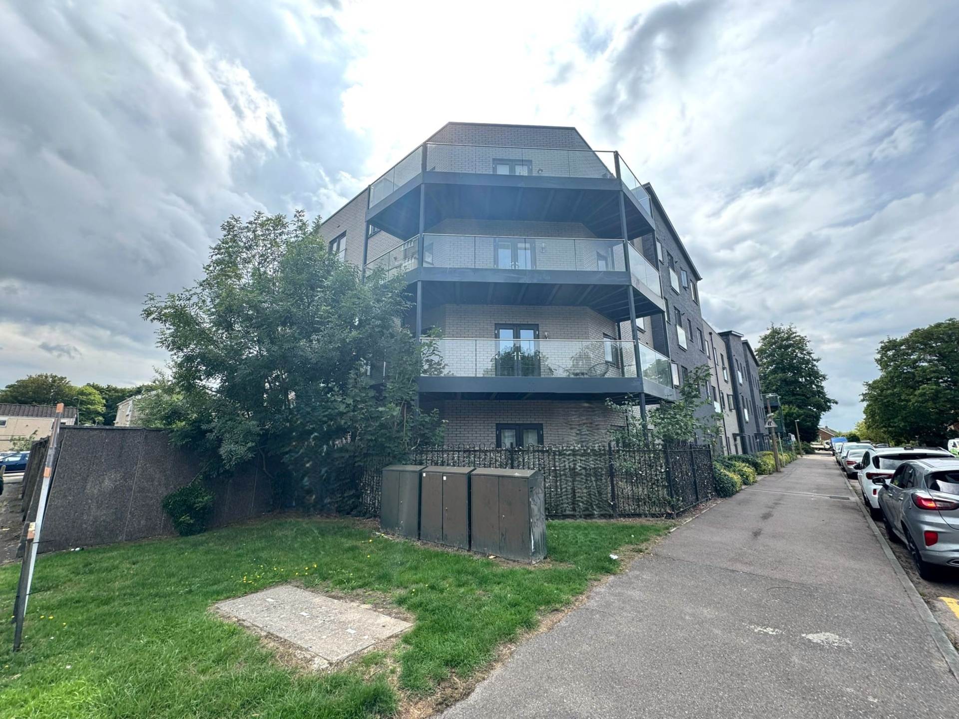 Florence Close, Brentwood, Image 1