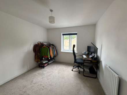 Florence Close, Brentwood, Image 6