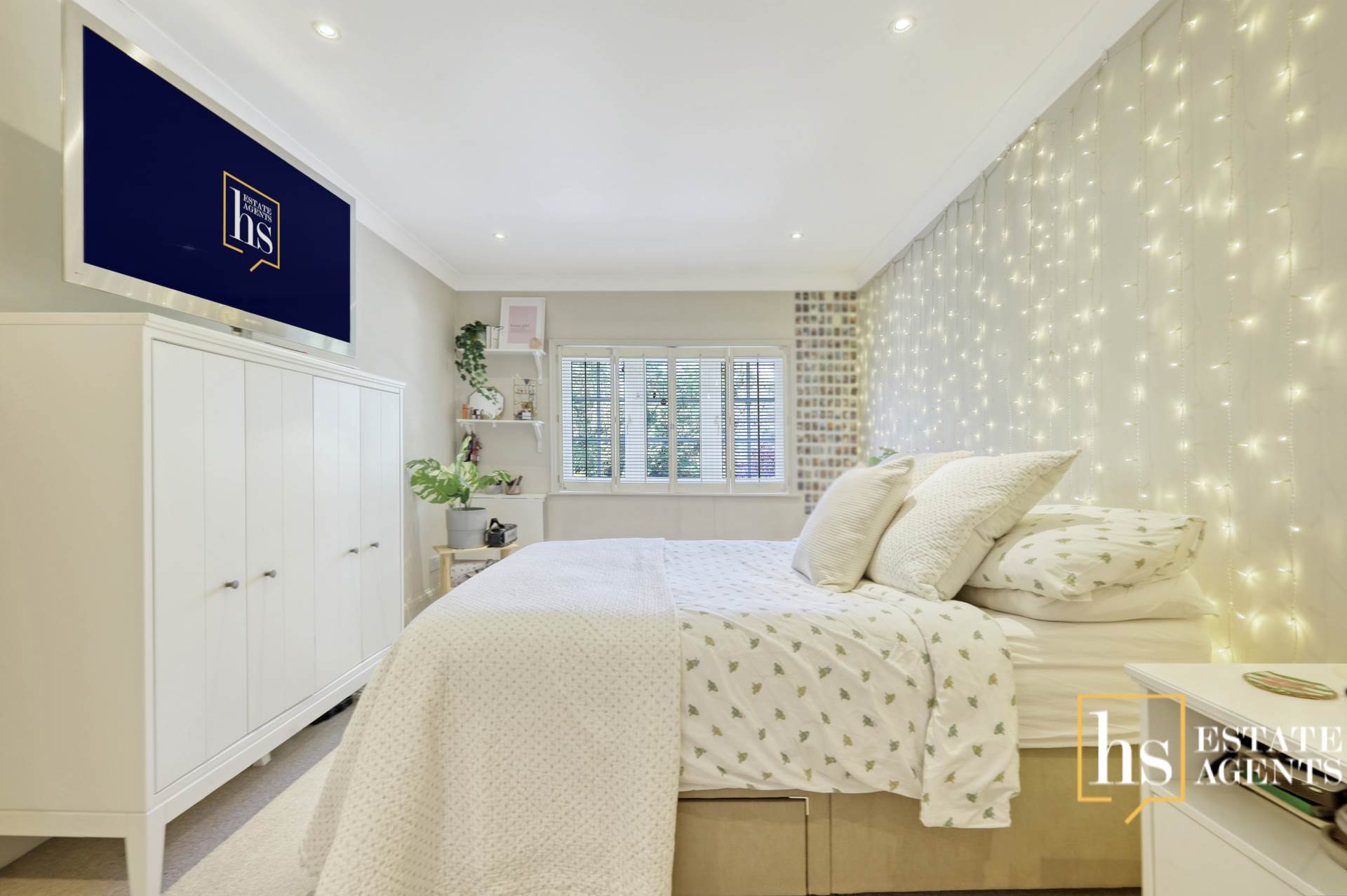 Hillside Walk, Brentwood, Image 23