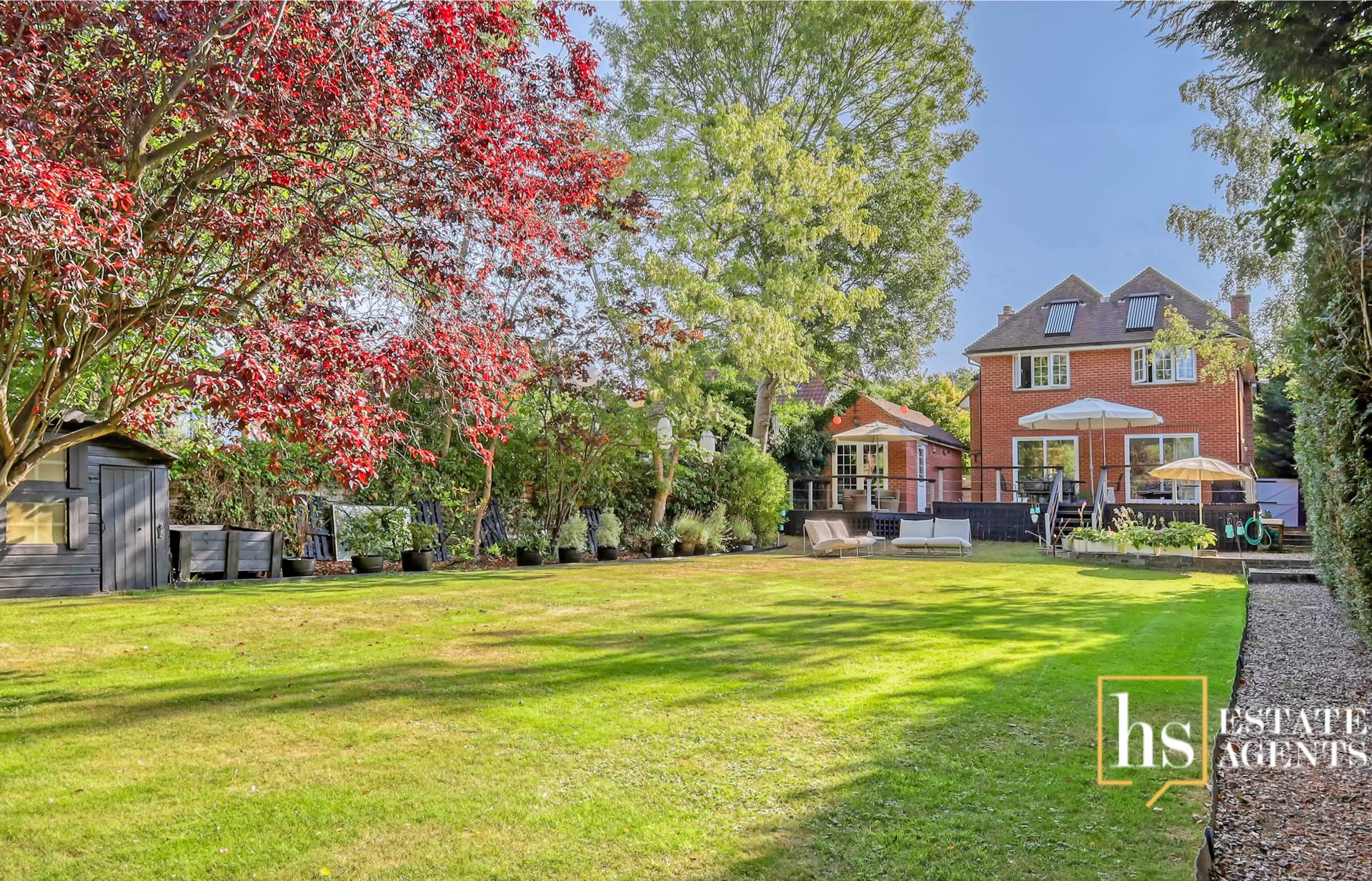 Hillside Walk, Brentwood, Image 29