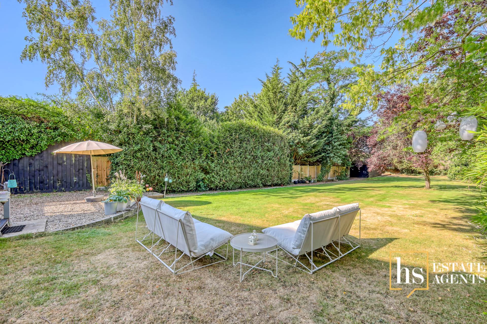 Hillside Walk, Brentwood, Image 35