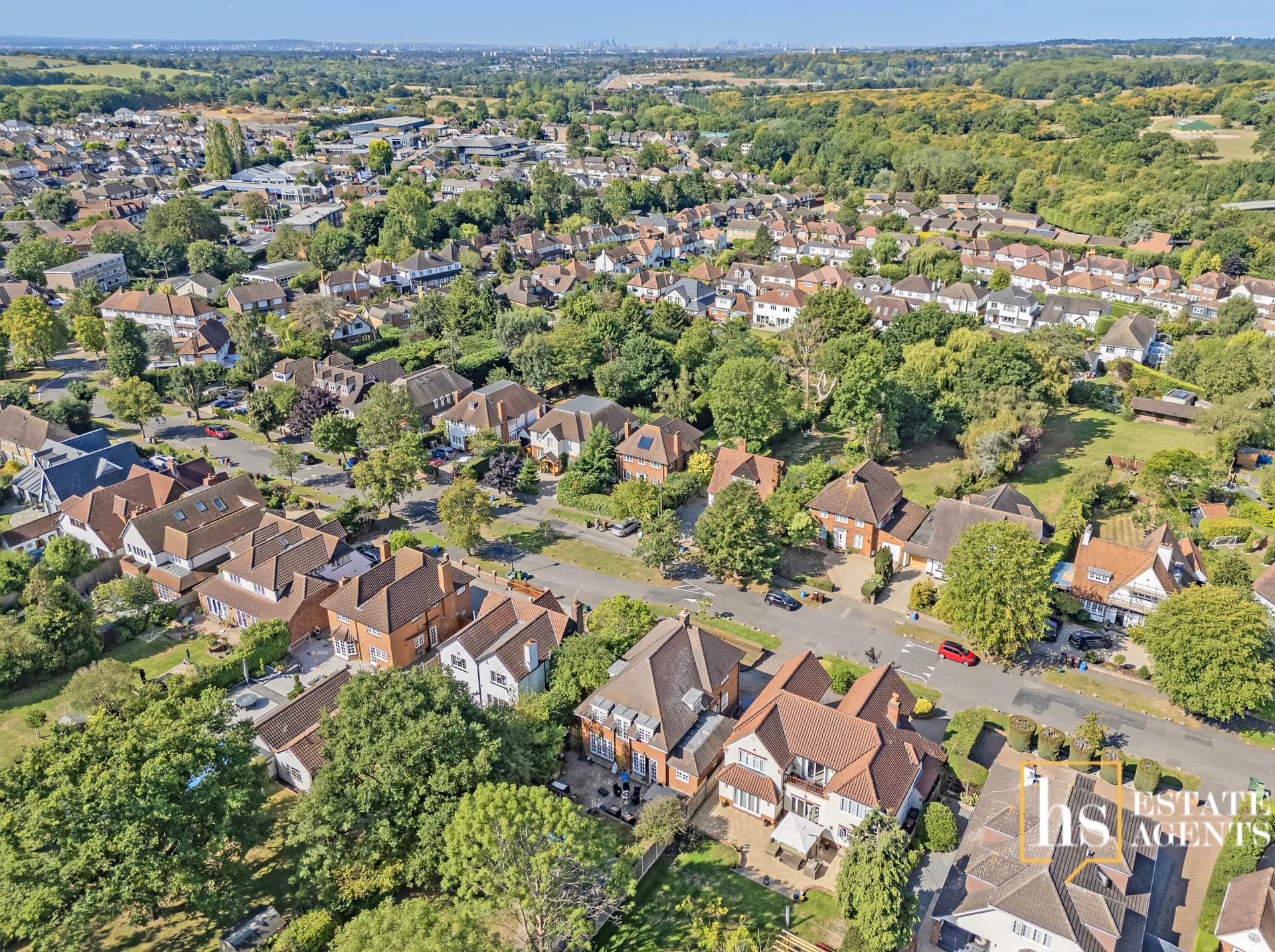 Hillside Walk, Brentwood, Image 38