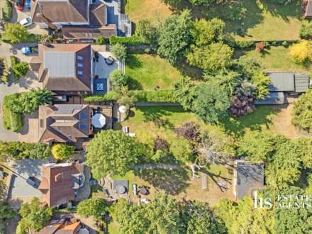 Hillside Walk, Brentwood, Image 37