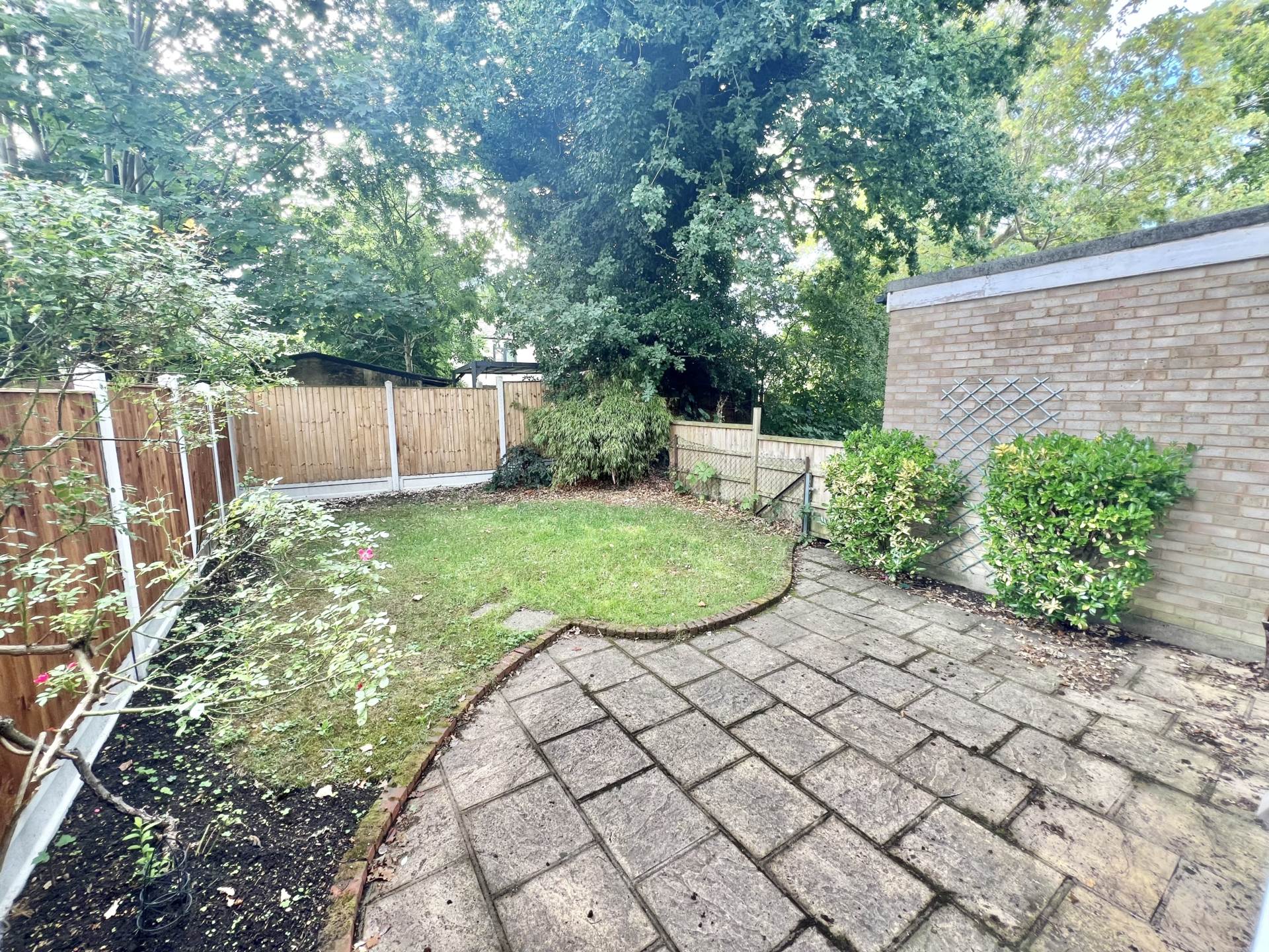 Northend, Warley, Brentwood, Image 9