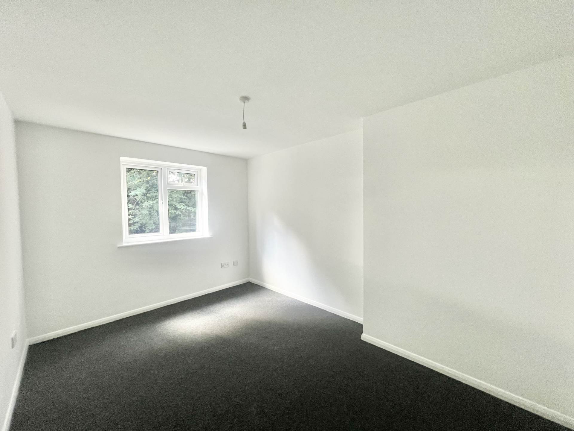Latimer Drive, Hornchurch, Image 6