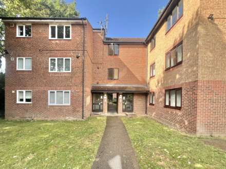 Latimer Drive, Hornchurch, Image 1