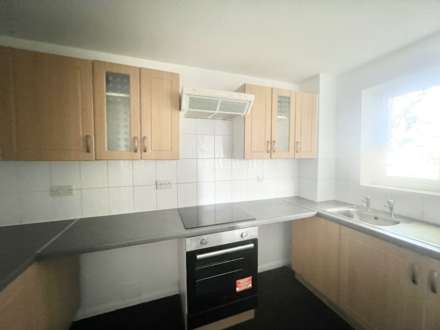 Latimer Drive, Hornchurch, Image 5