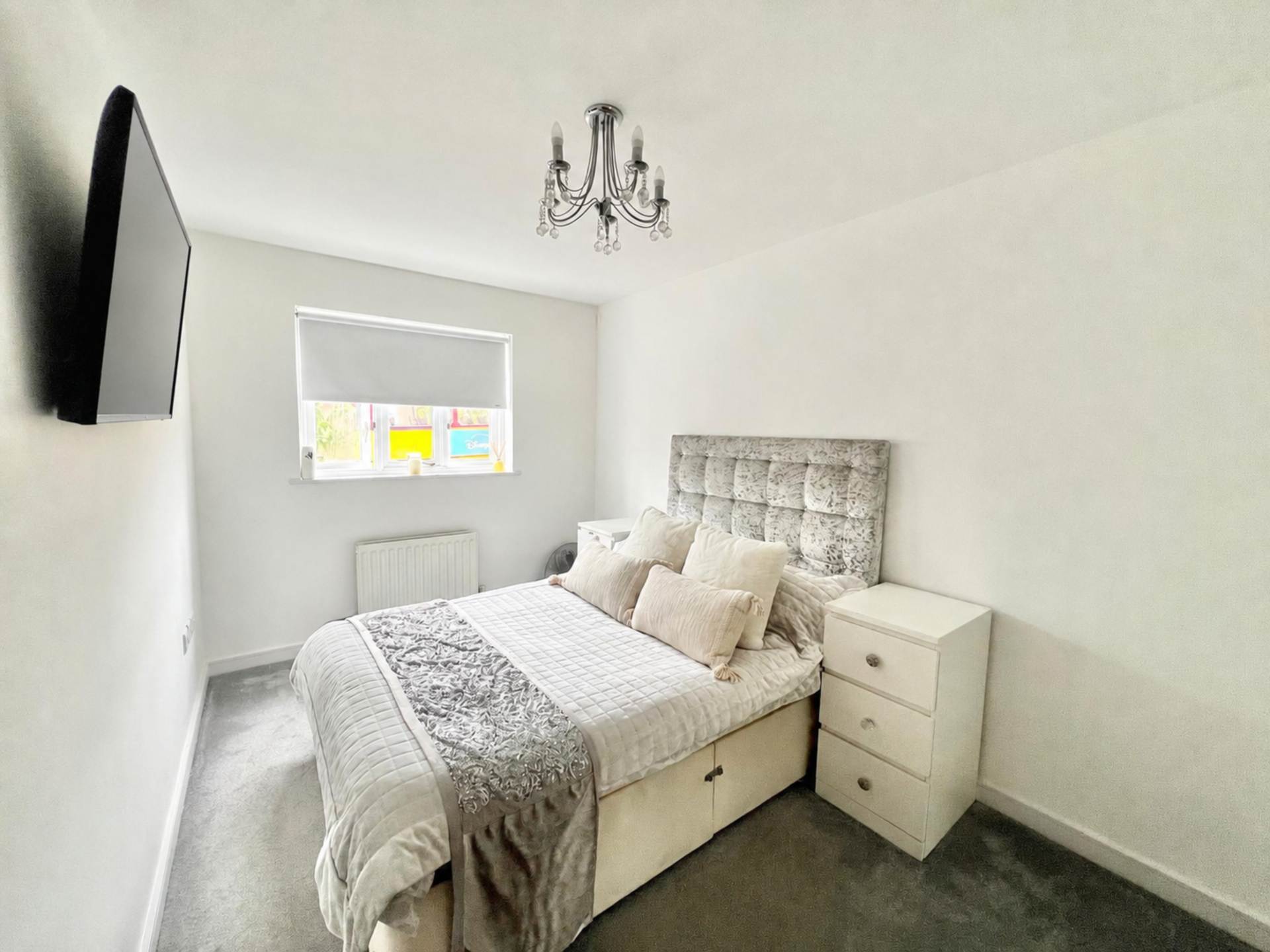 Chatham Way, Brentwood, Image 2