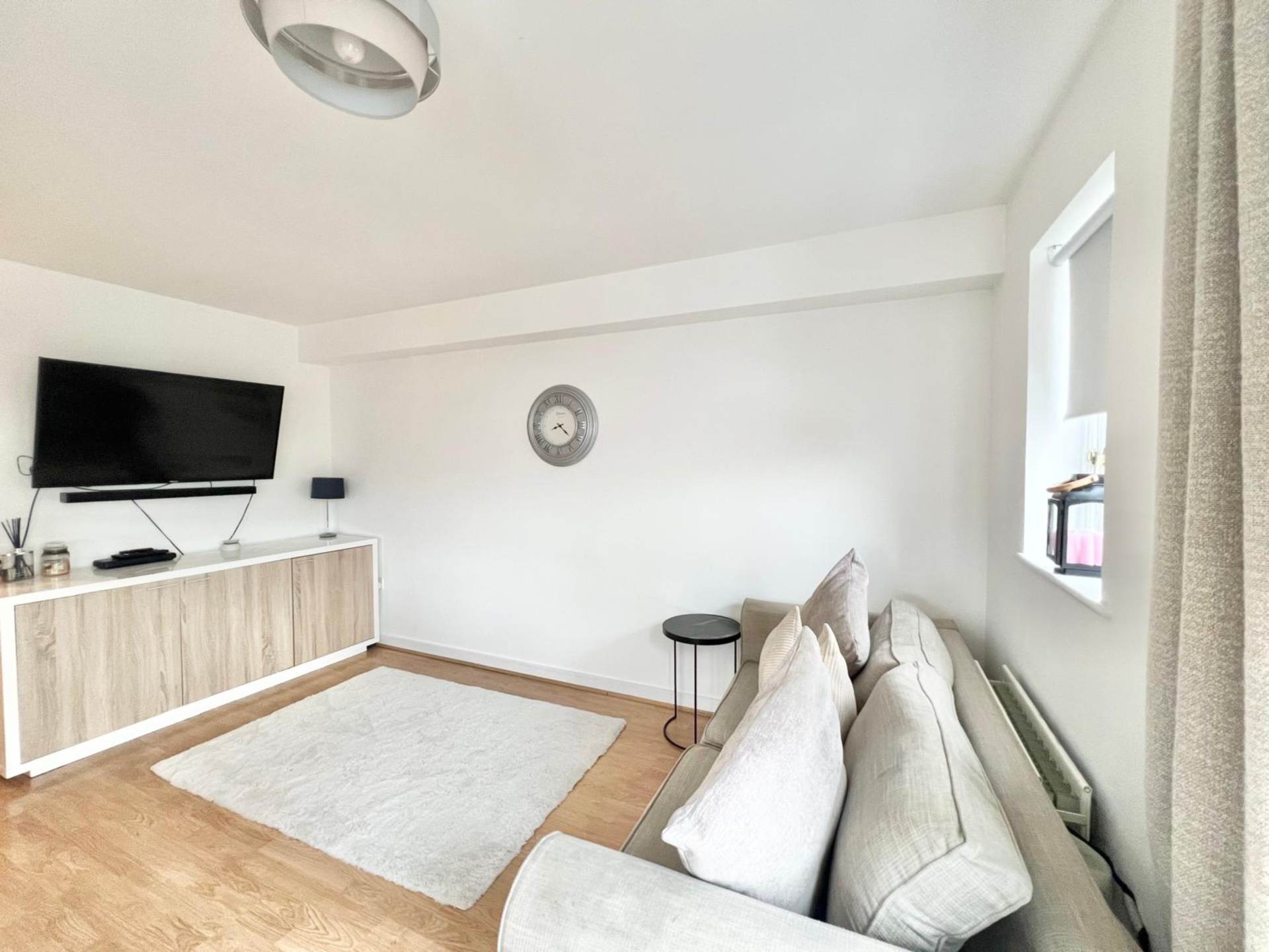 Chatham Way, Brentwood, Image 8