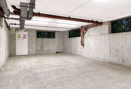 Chatham Way, Brentwood, Image 14