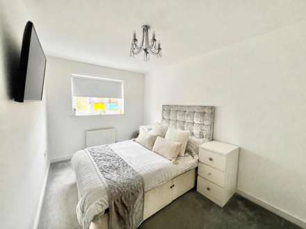 Chatham Way, Brentwood, Image 2