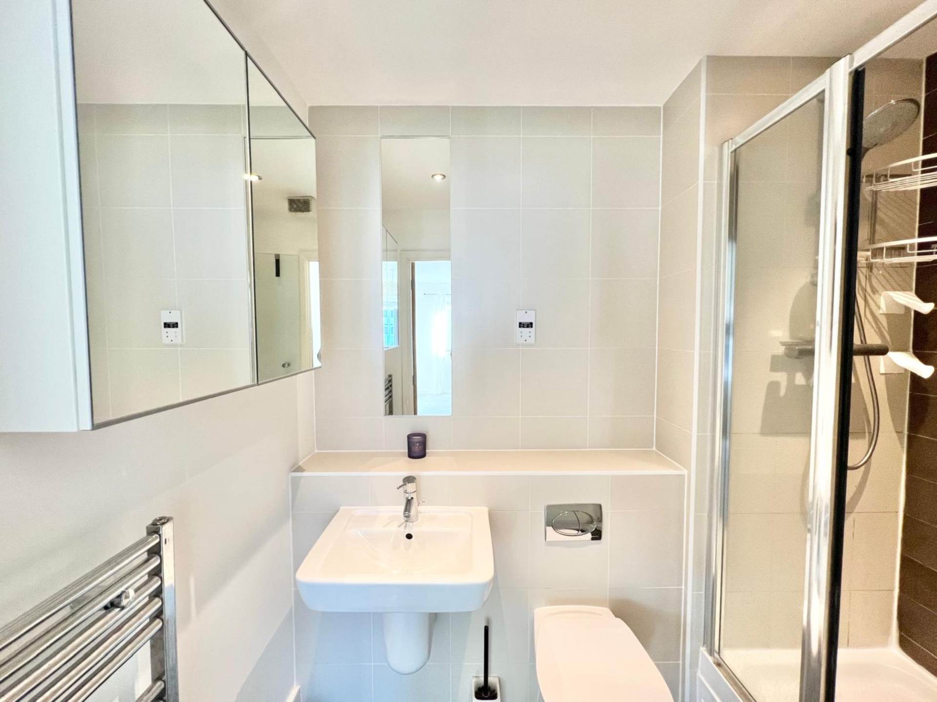 Brooking House, Brentwood, Image 8