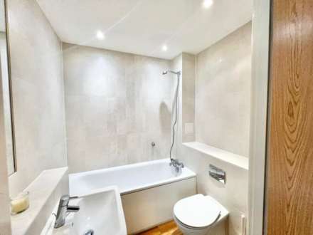 Brooking House, Brentwood, Image 12