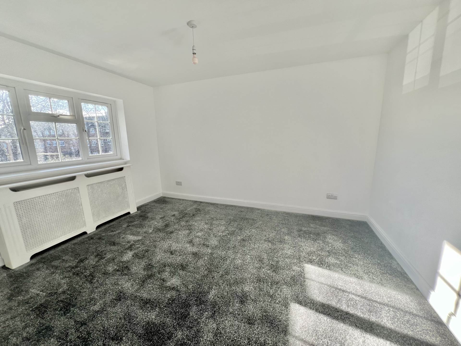 Saxon Close, Brentwood, Image 5