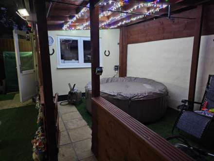 Elms Farm Road, Hornchurch, Image 14