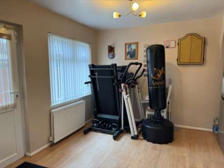 Elms Farm Road, Hornchurch, Image 4