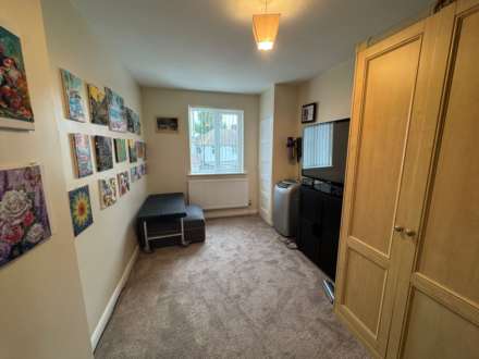 Elms Farm Road, Hornchurch, Image 5