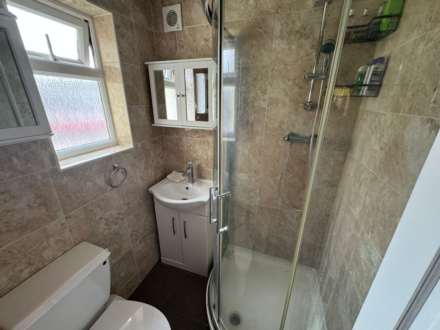 Elms Farm Road, Hornchurch, Image 7