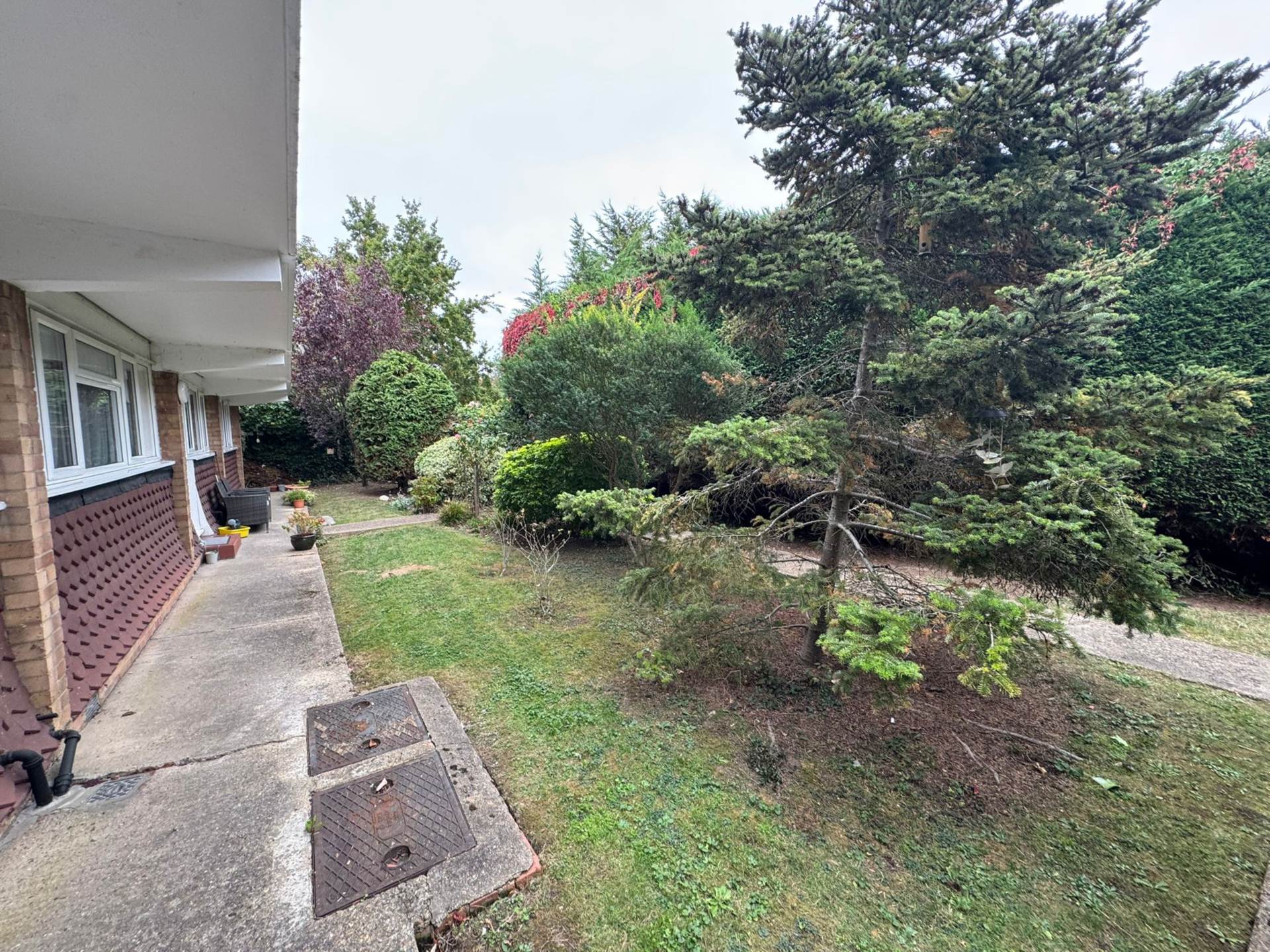 Briarleas Gardens, Upminster, Image 6