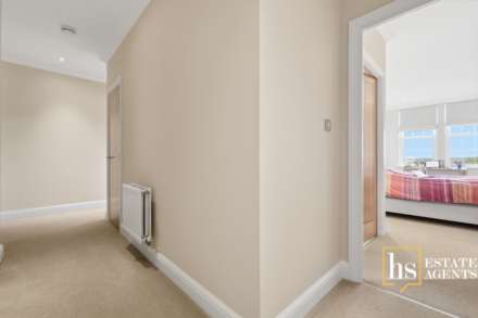 Rhapsody Crescent, Clements Park, Brentwood, Image 3