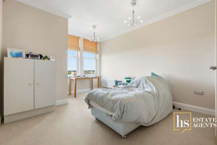 Rhapsody Crescent, Clements Park, Brentwood, Image 9