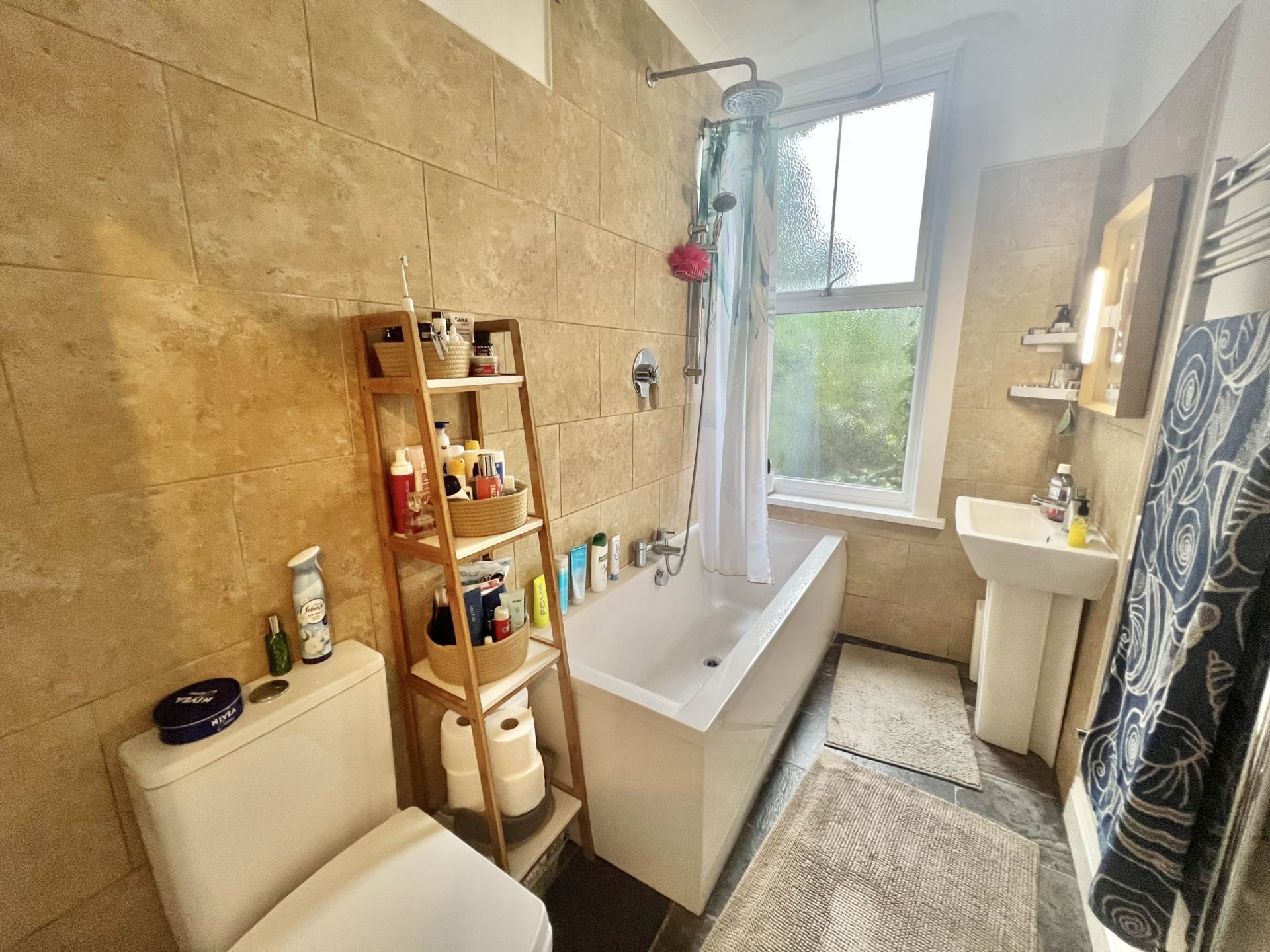 Crescent Road, Warley, Brentwood, Image 7