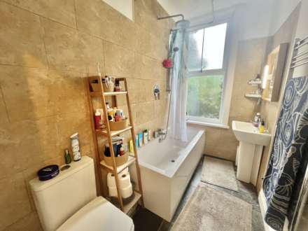 Crescent Road, Warley, Brentwood, Image 7