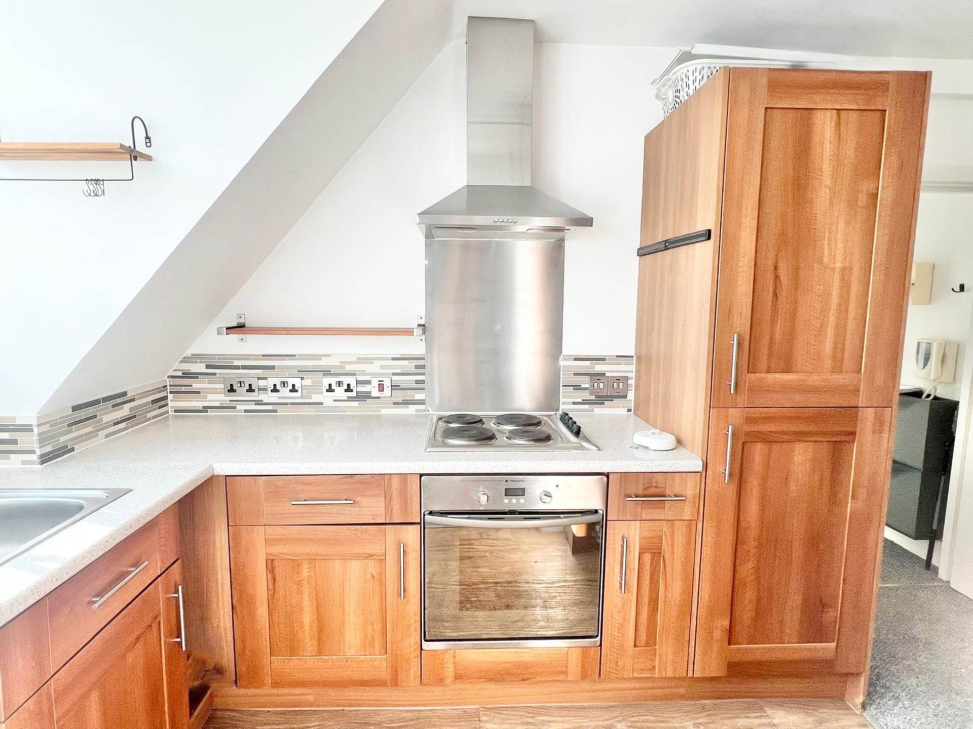 Merrymead House, Brentwood - 6 MONTH LET, Image 5