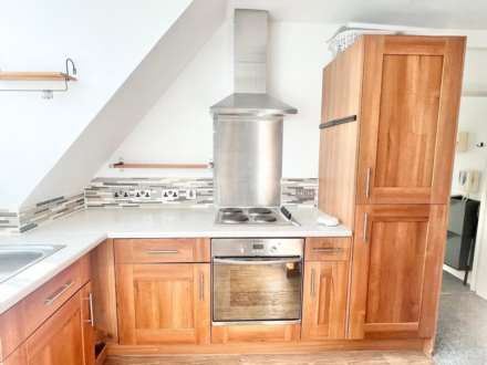 Merrymead House, Brentwood - 6 MONTH LET, Image 5