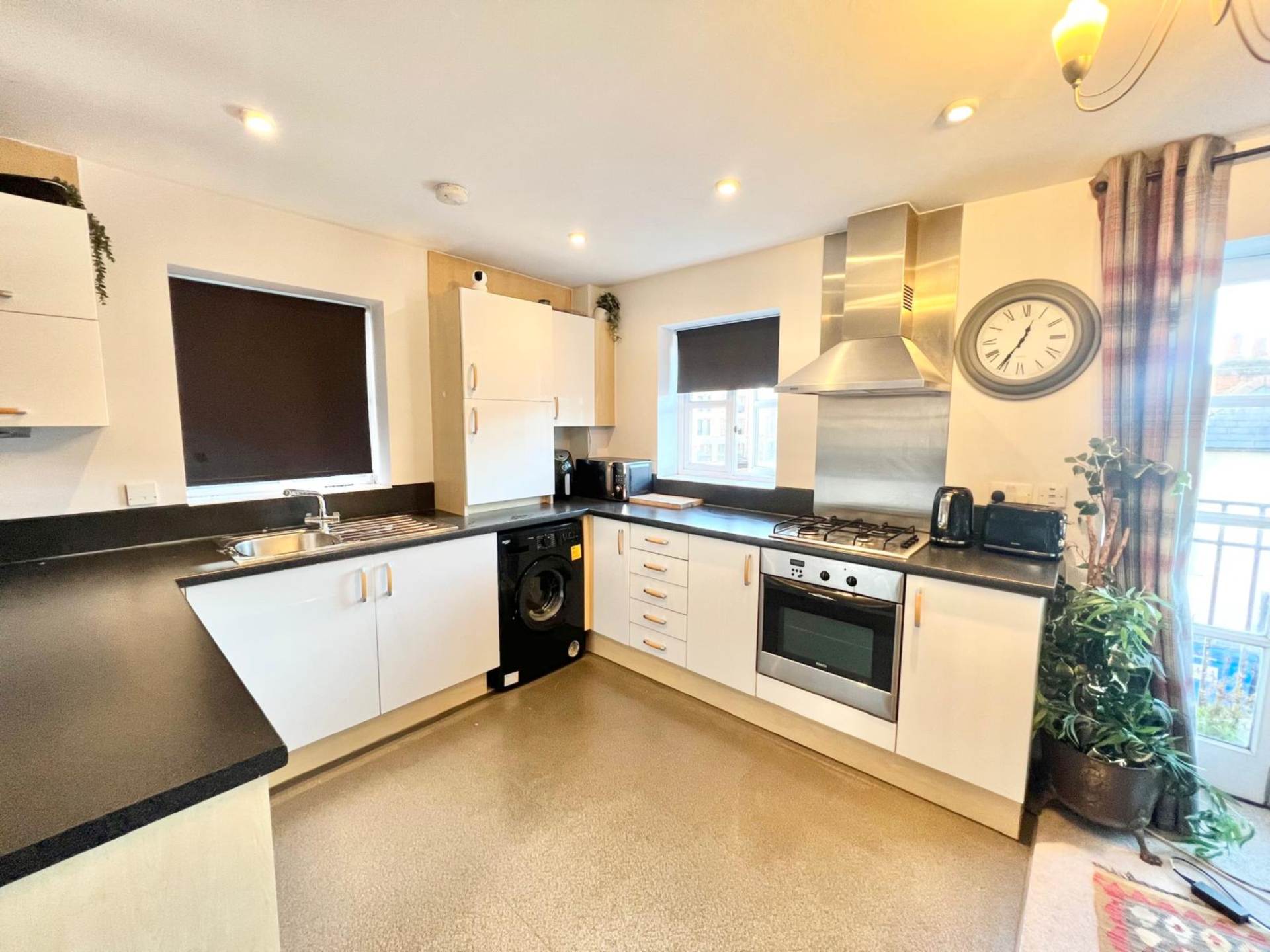 Hart Street, Brentwood, Image 4