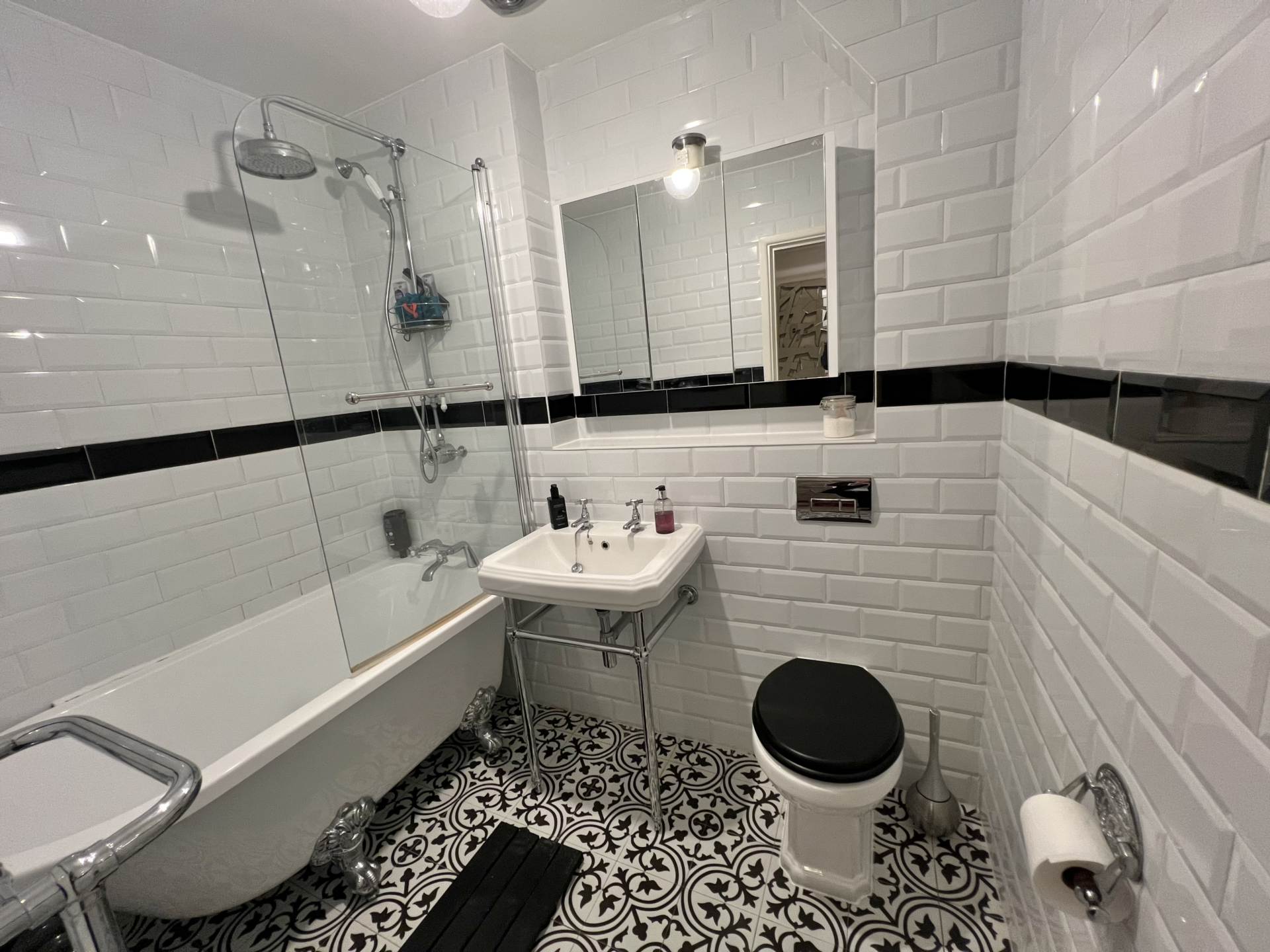 Western Gardens, Brentwood, Image 9