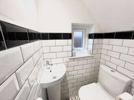 Westwood Avenue, Brentwood, Image 10