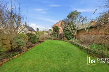 Cornsland, Brentwood, Image 20