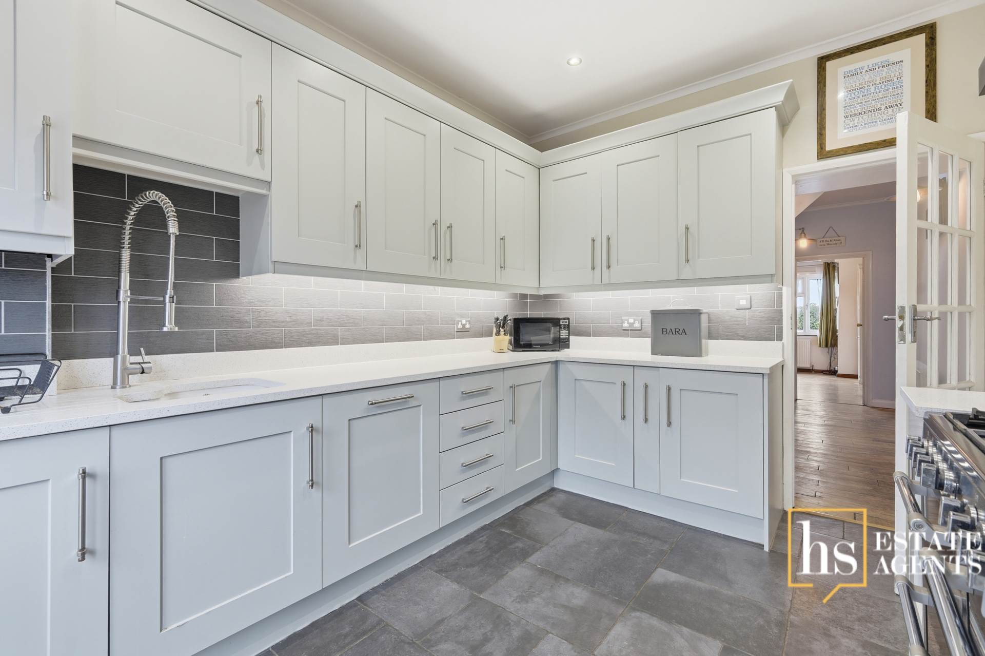 Crow Green Road, Pilgrims Hatch, Brentwood, Image 3