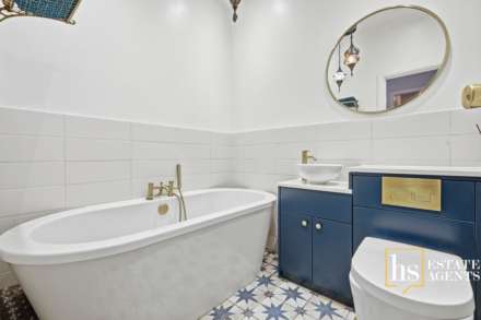 Crow Green Road, Pilgrims Hatch, Brentwood, Image 10