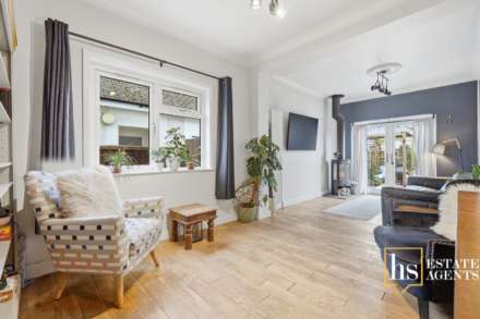 Crow Green Road, Pilgrims Hatch, Brentwood, Image 4