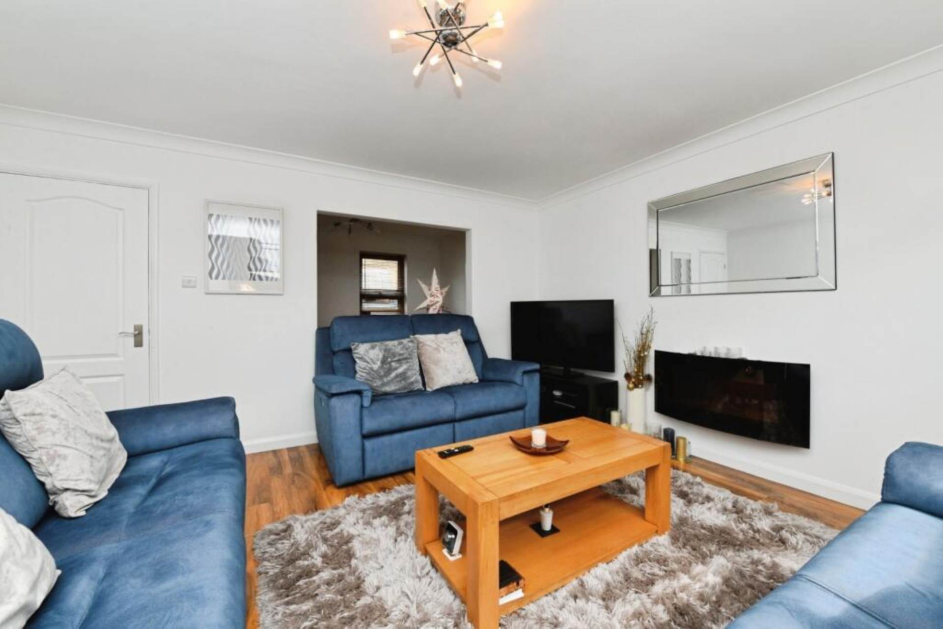 Brentwood Place, Brentwood, Image 5