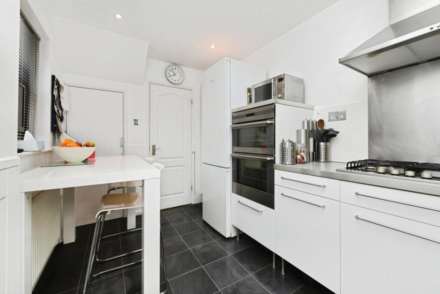 Brentwood Place, Brentwood, Image 4