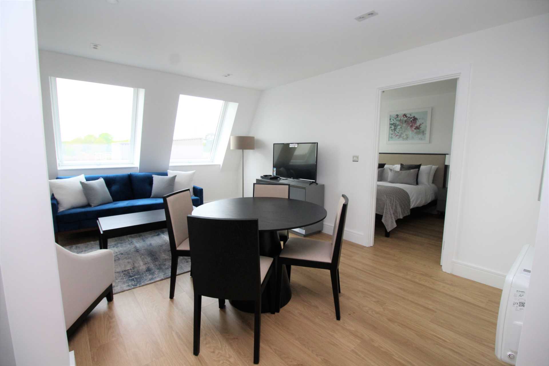 Fairfield Road, Brentwood, Image 4