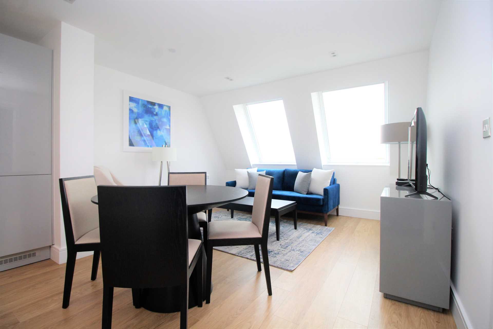 Fairfield Road, Brentwood, Image 5